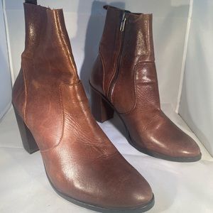 L’intervalle genuine leather ankle boots